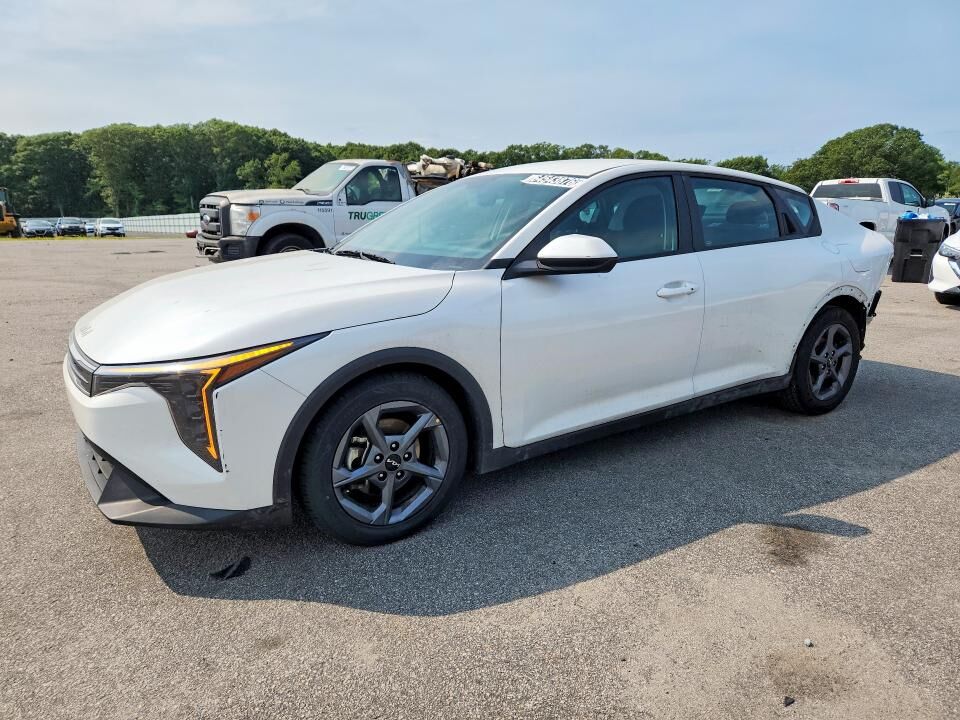 2025 KIA K4