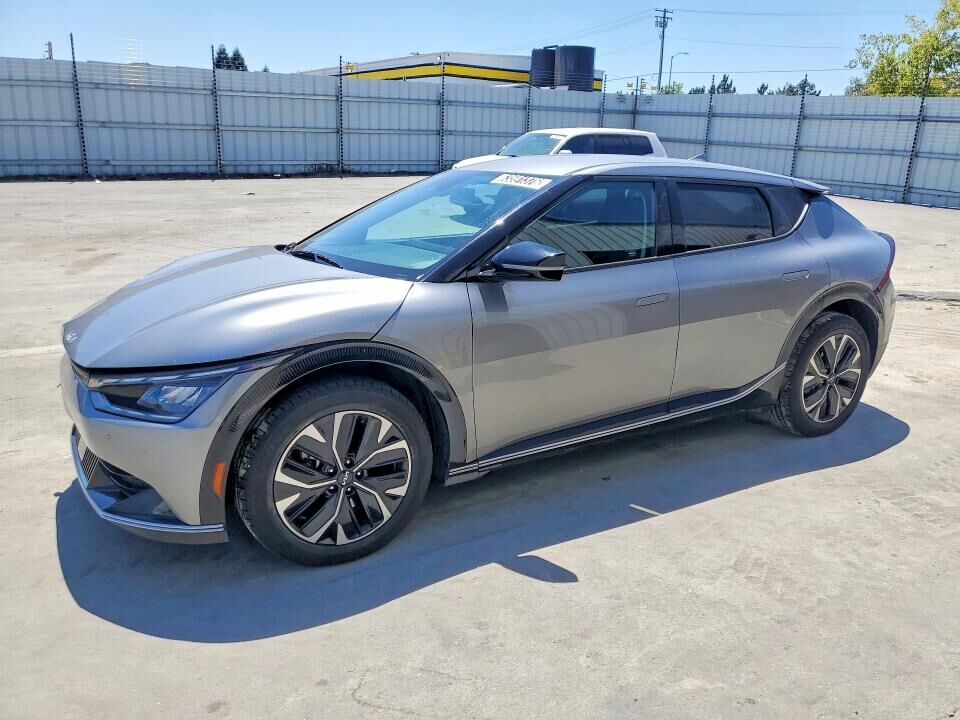 2023 KIA EV6