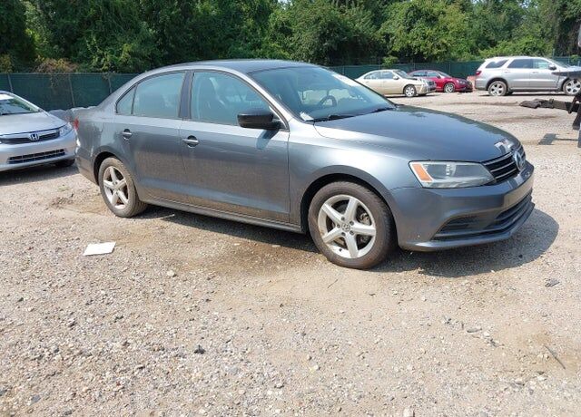 2016 VOLKSWAGEN Jetta