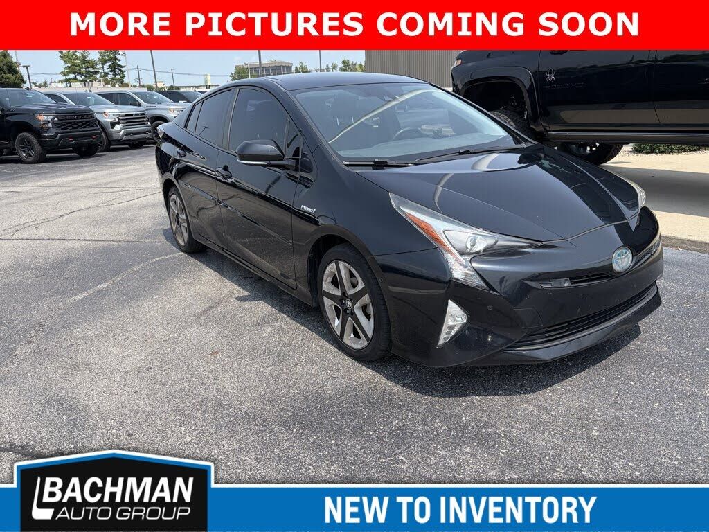 2016 TOYOTA PRIUS