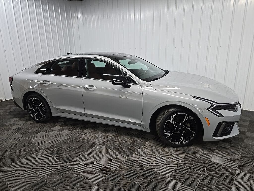 2025 KIA K5