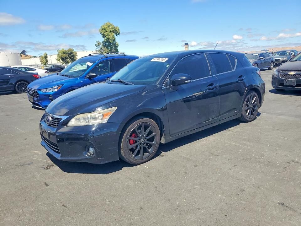 2013 LEXUS CT