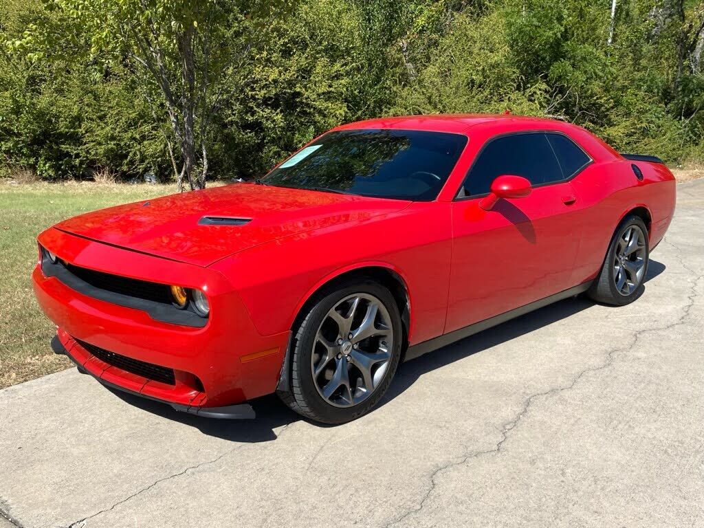 2017 DODGE Challenger