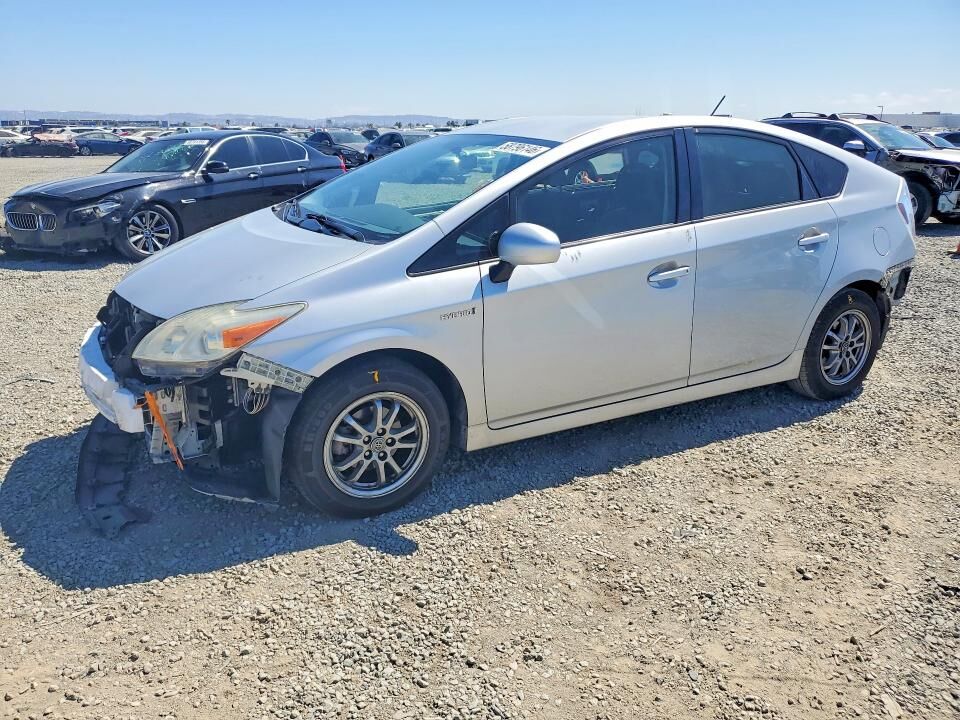 2015 TOYOTA PRIUS