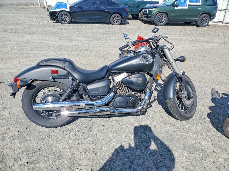 2013 HONDA VT750