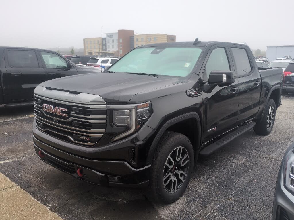 2024 GMC Sierra