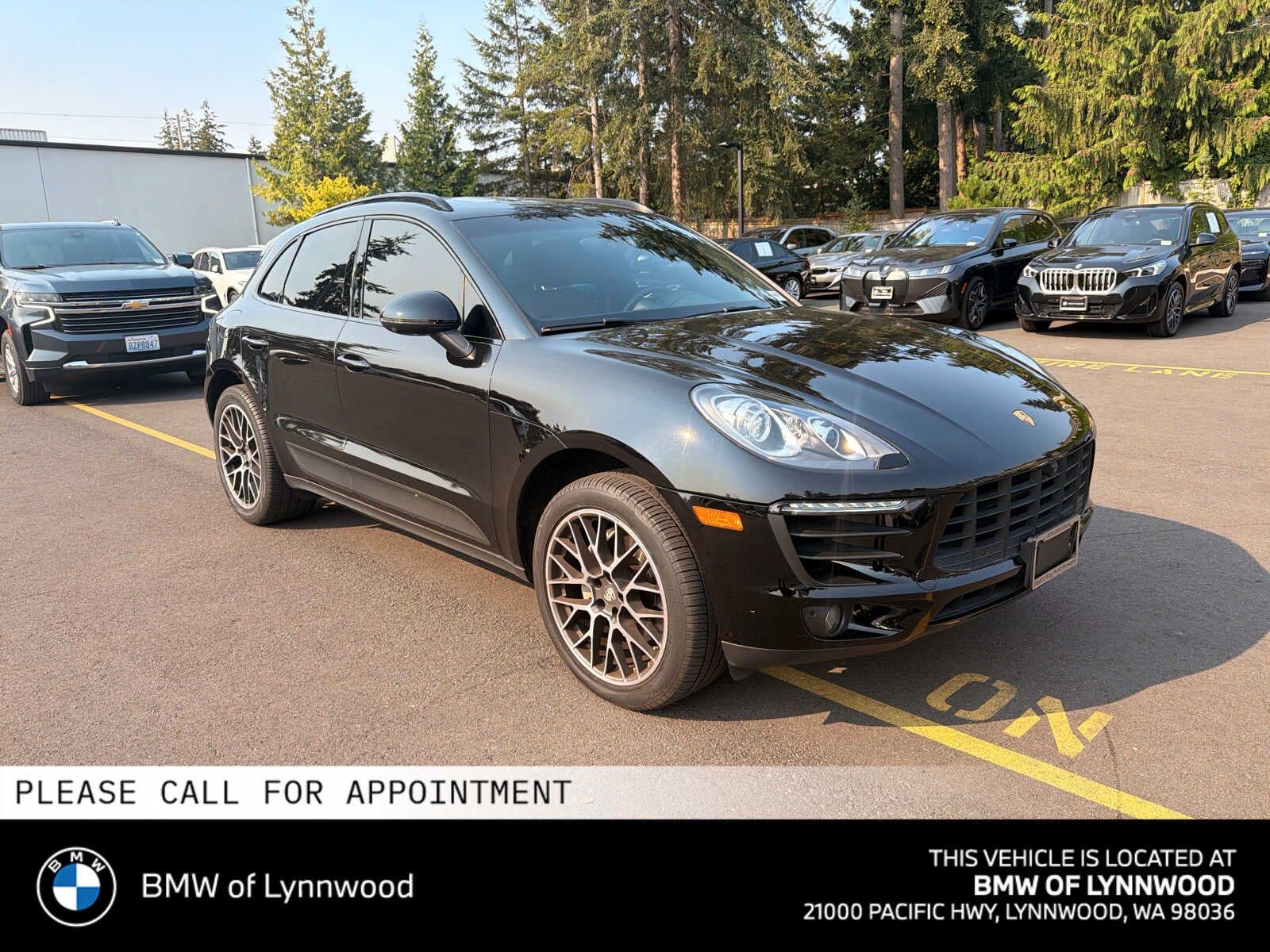 2016 PORSCHE Macan