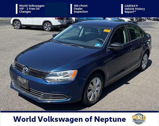 2012 VOLKSWAGEN Jetta