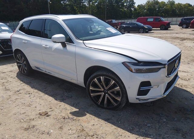 2023 VOLVO XC60