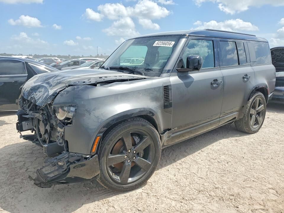 2026 LAND ROVER Defender