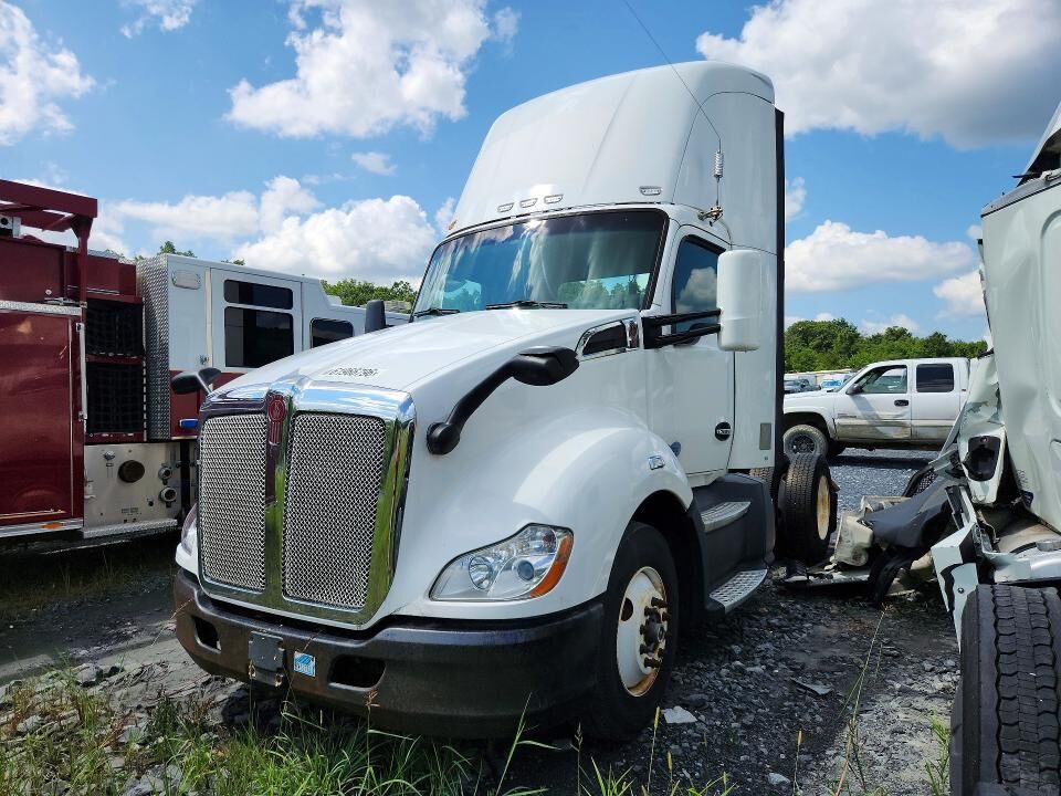 2016 KENWORTH T680