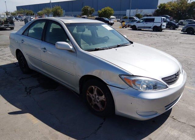 2002 TOYOTA Camry
