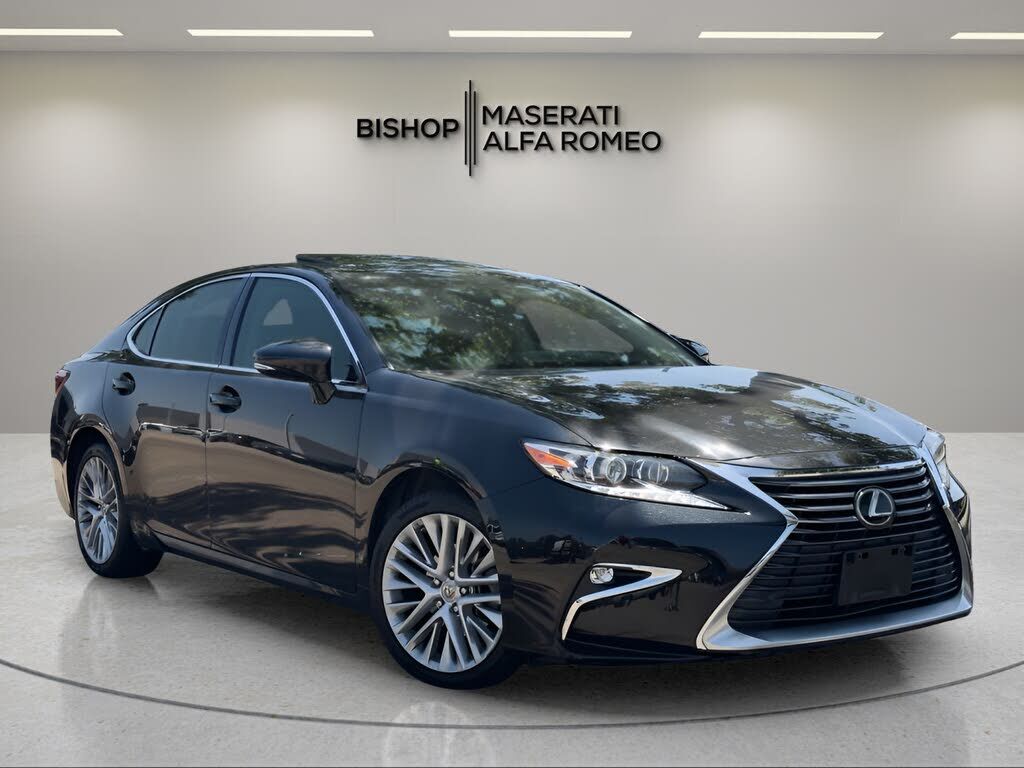 2016 LEXUS ES