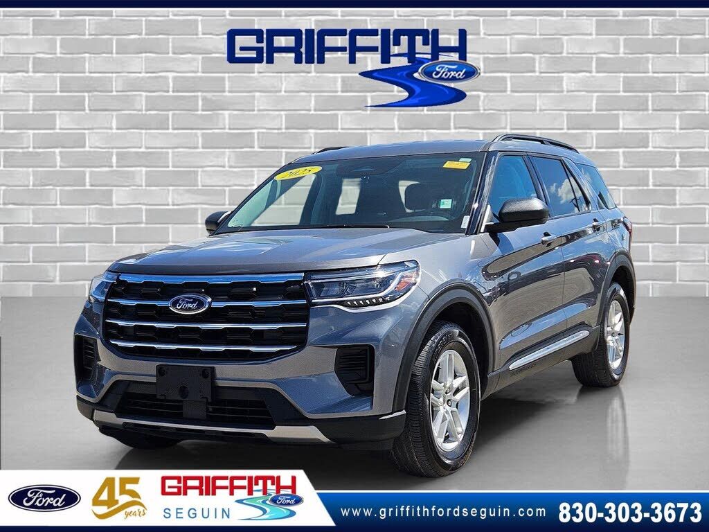 2025 FORD Explorer