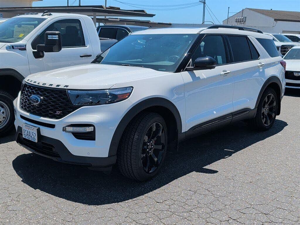 2020 FORD Explorer