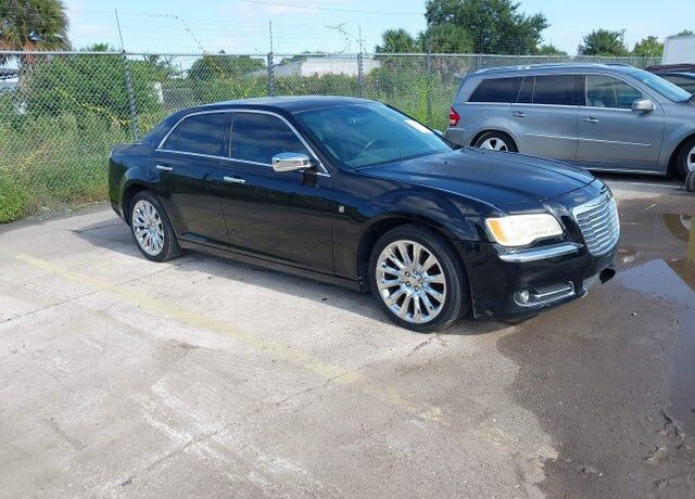 2013 CHRYSLER 300