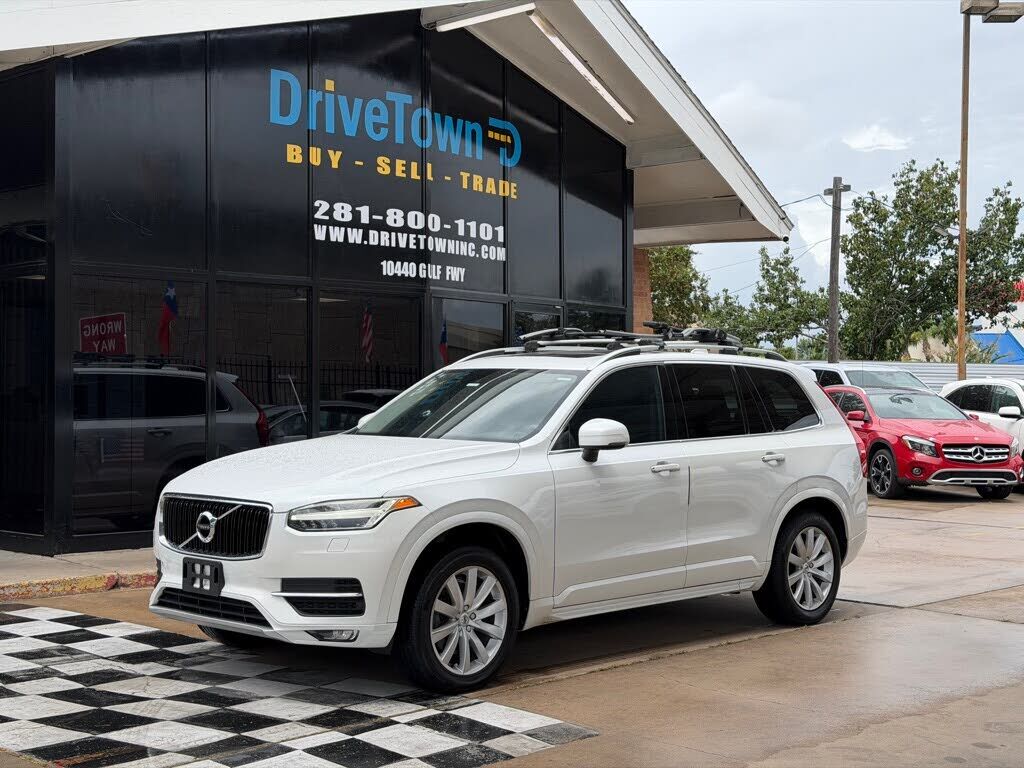 2018 VOLVO XC90