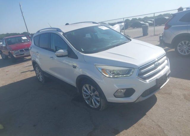 2017 FORD Escape