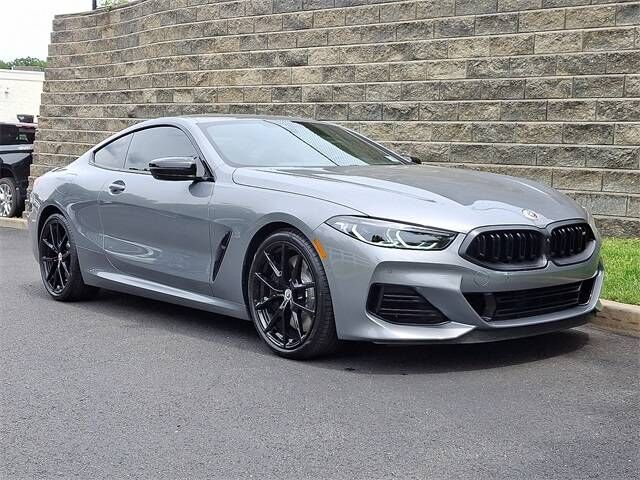 2023 BMW M8