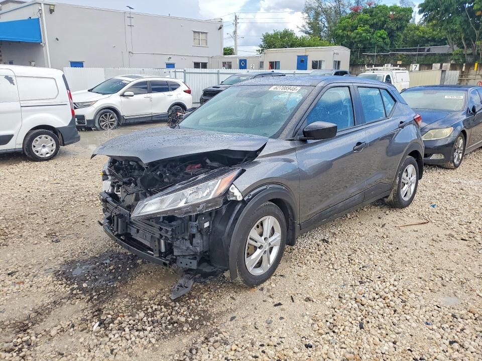 2023 NISSAN Kicks