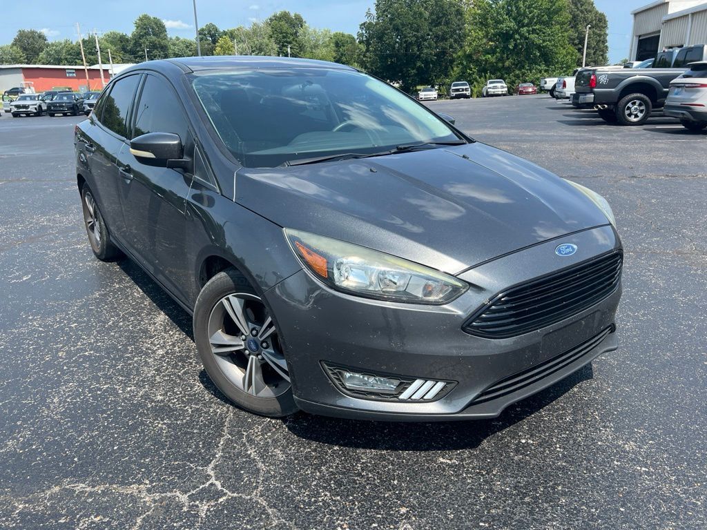 2017 FORD Focus