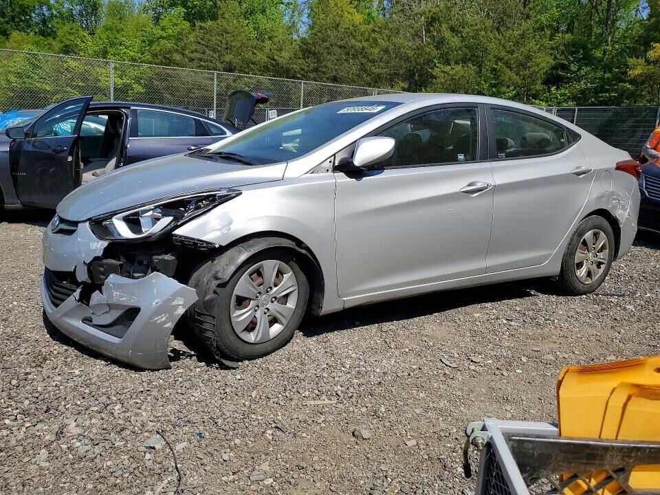 2016 HYUNDAI Elantra