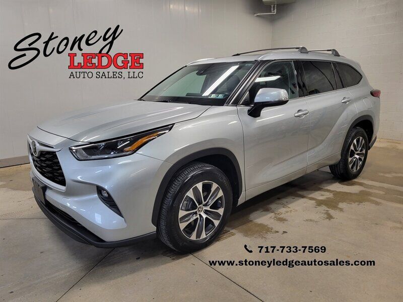 2021 TOYOTA Highlander