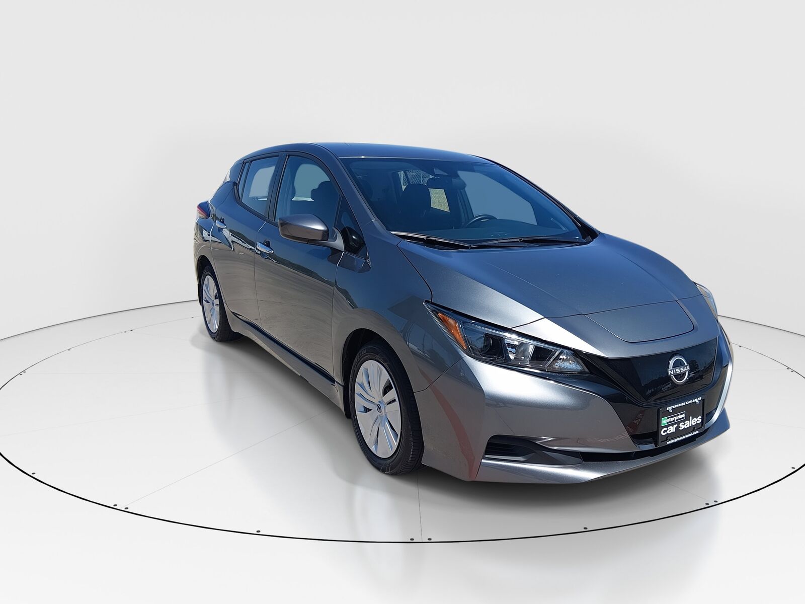 2025 NISSAN Leaf