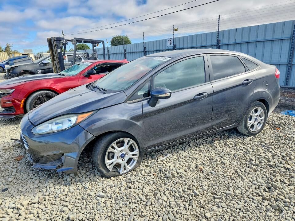 2016 FORD Fiesta