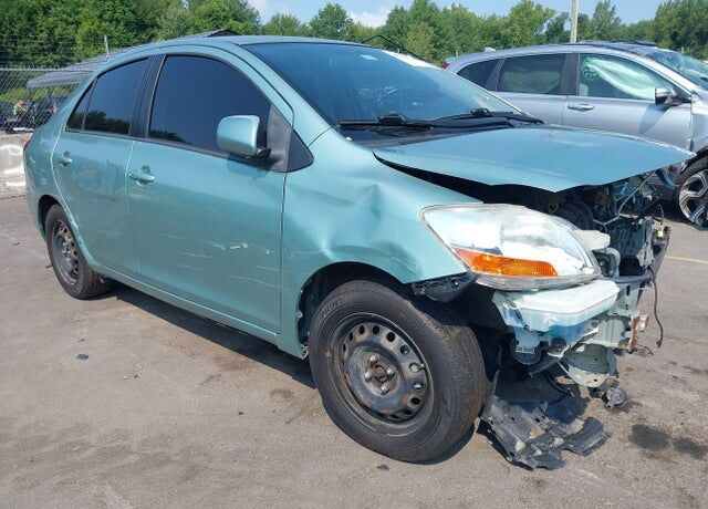 2009 TOYOTA Yaris