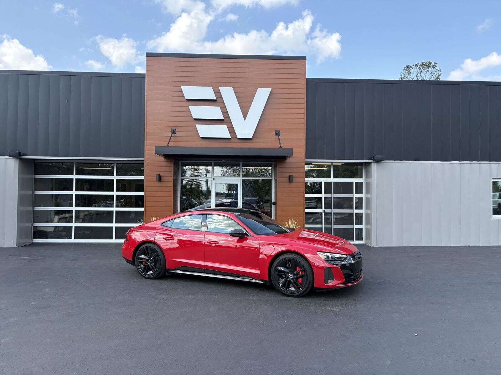 2022 AUDI e-tron