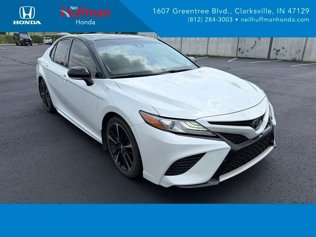 2019 TOYOTA Camry