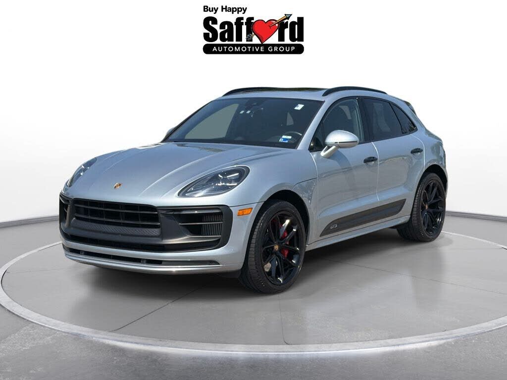 2022 PORSCHE Macan