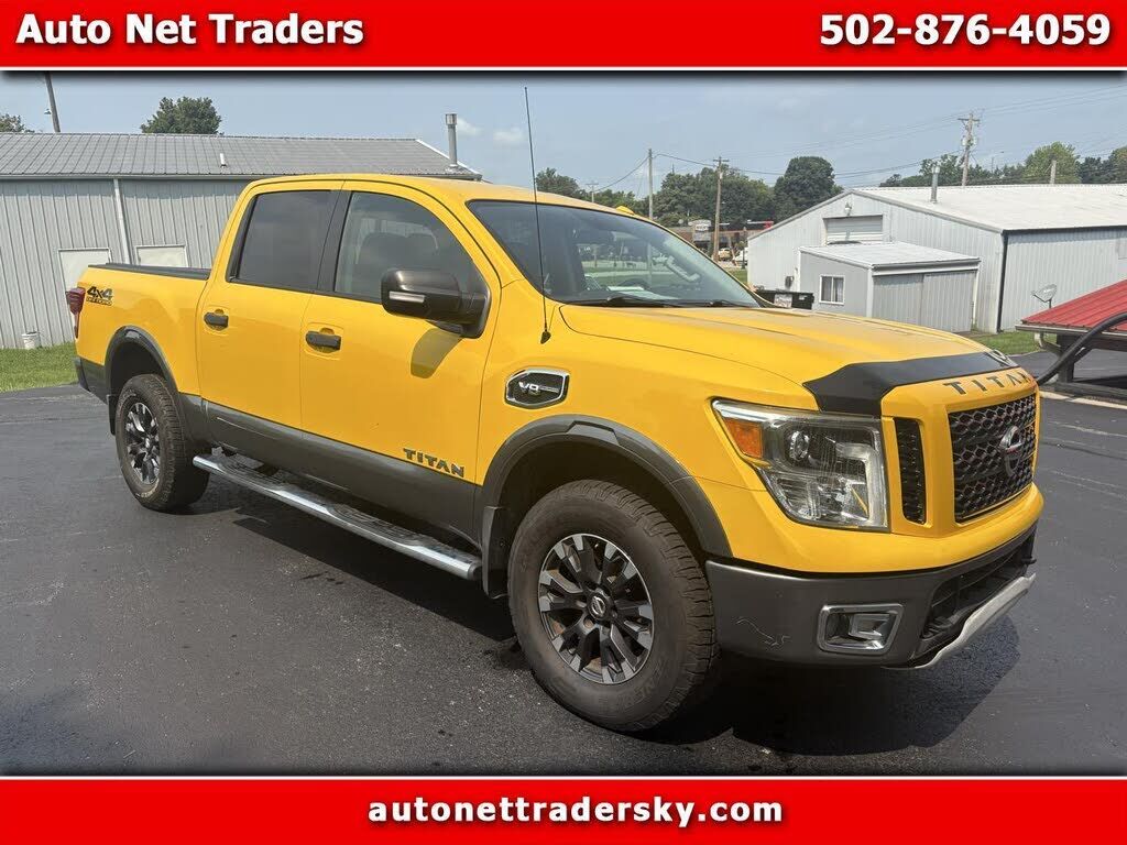 2017 NISSAN Titan