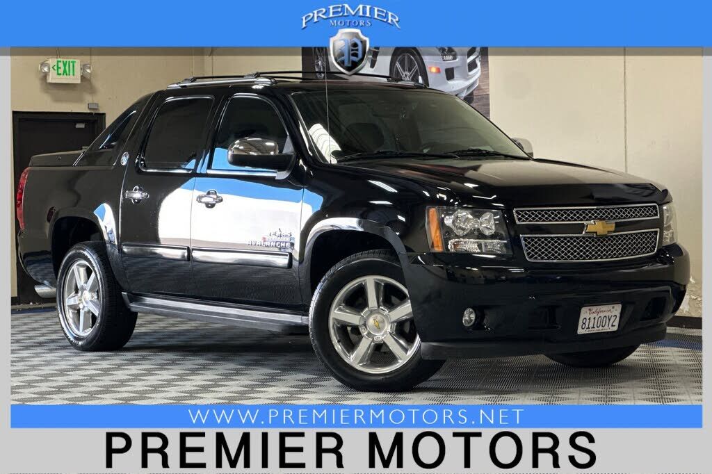 2013 CHEVROLET Avalanche