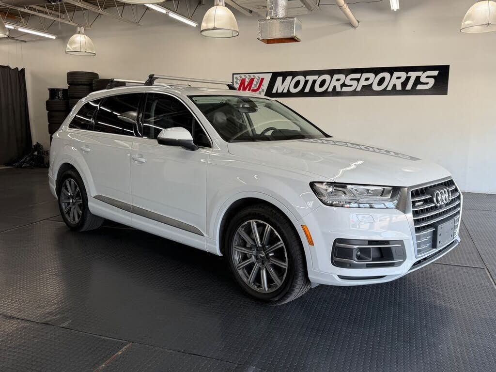 2018 AUDI Q7