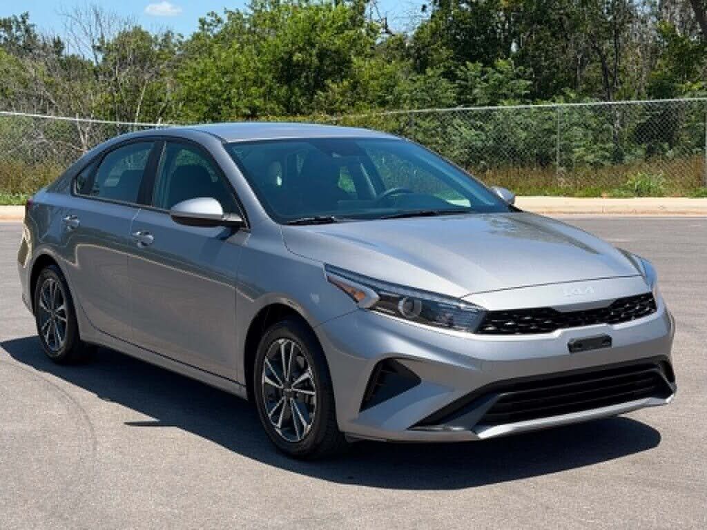 2024 KIA Forte