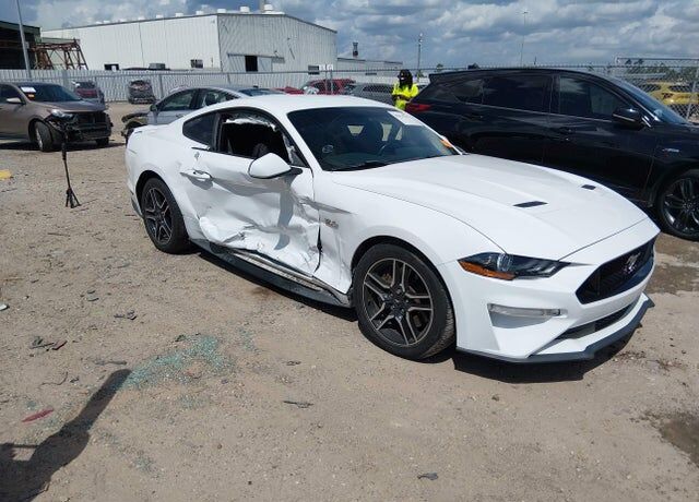 2019 FORD Mustang