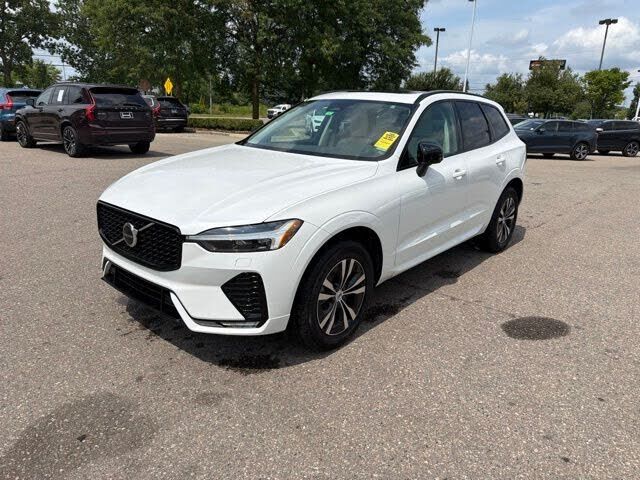 2024 VOLVO XC60