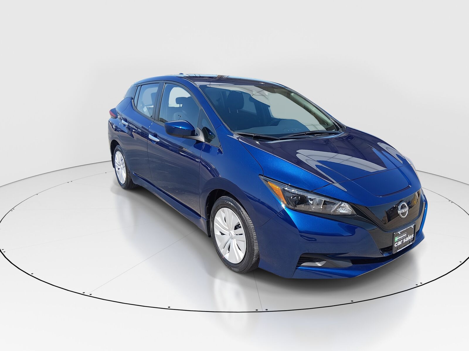 2025 NISSAN Leaf