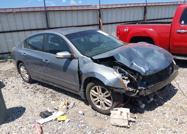 2010 NISSAN Altima