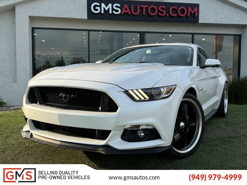 2017 FORD Mustang