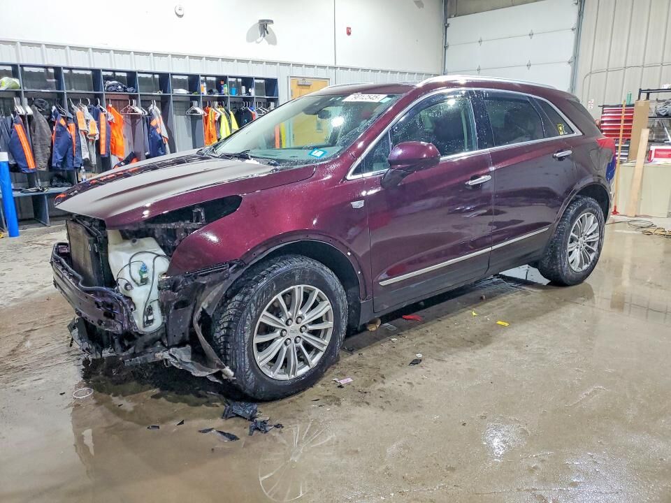 2017 CADILLAC XT5