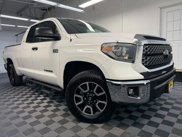 2018 TOYOTA Tundra