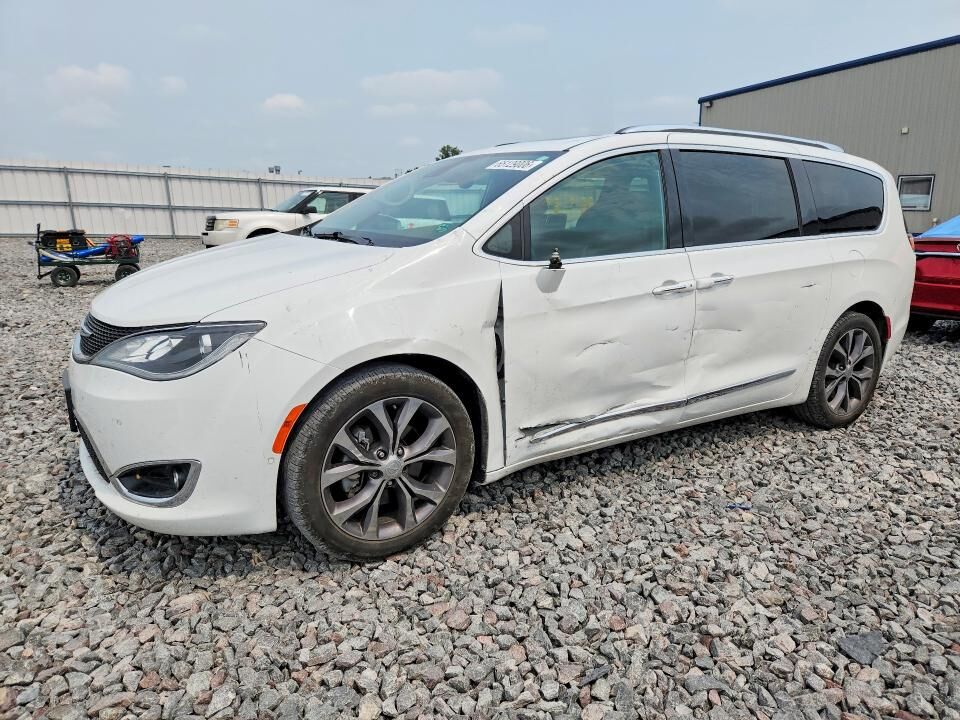 2017 CHRYSLER Pacifica