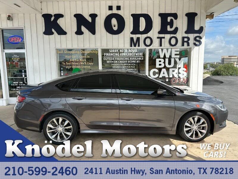 2015 CHRYSLER 200