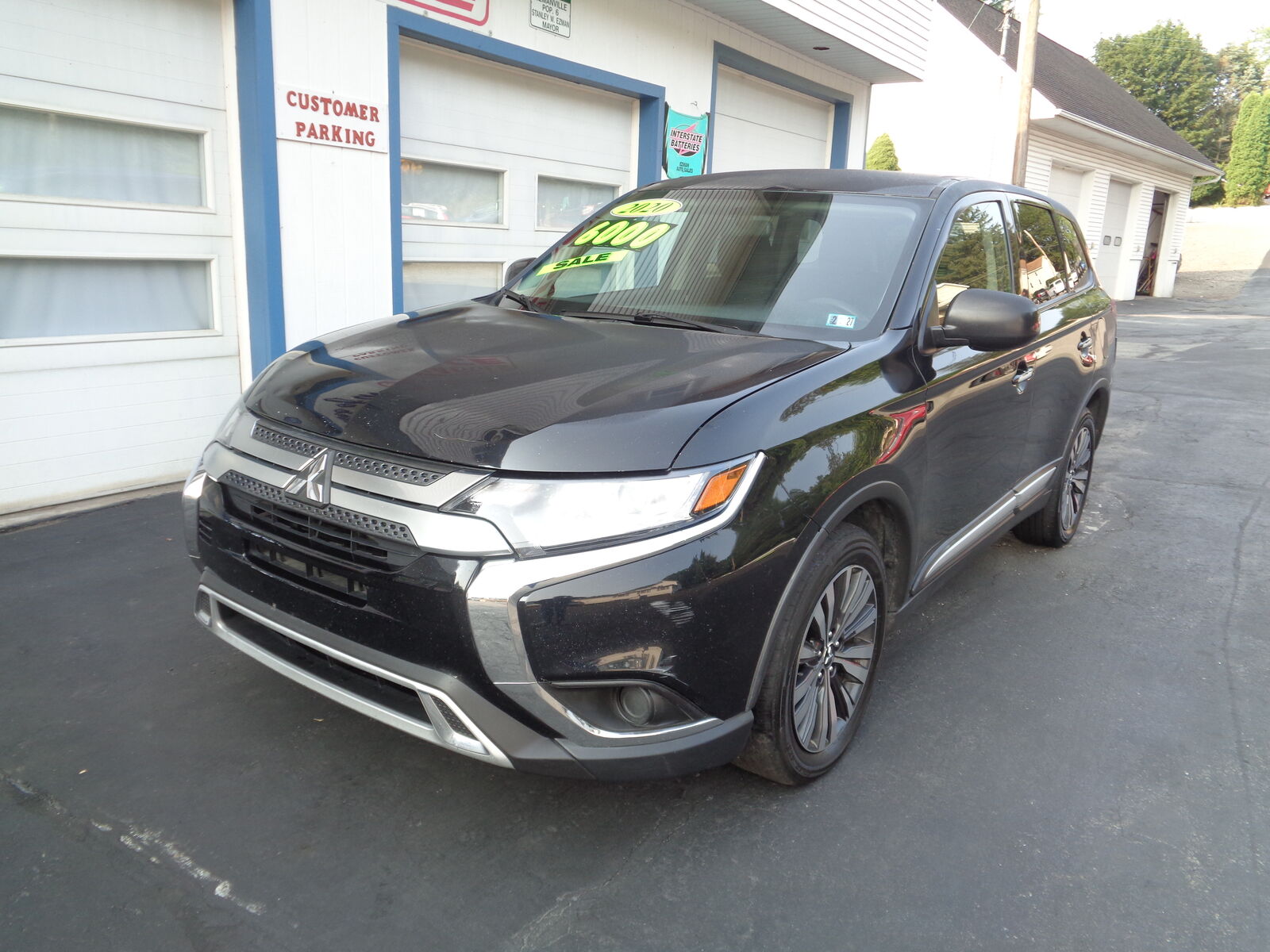 2020 MITSUBISHI Outlander