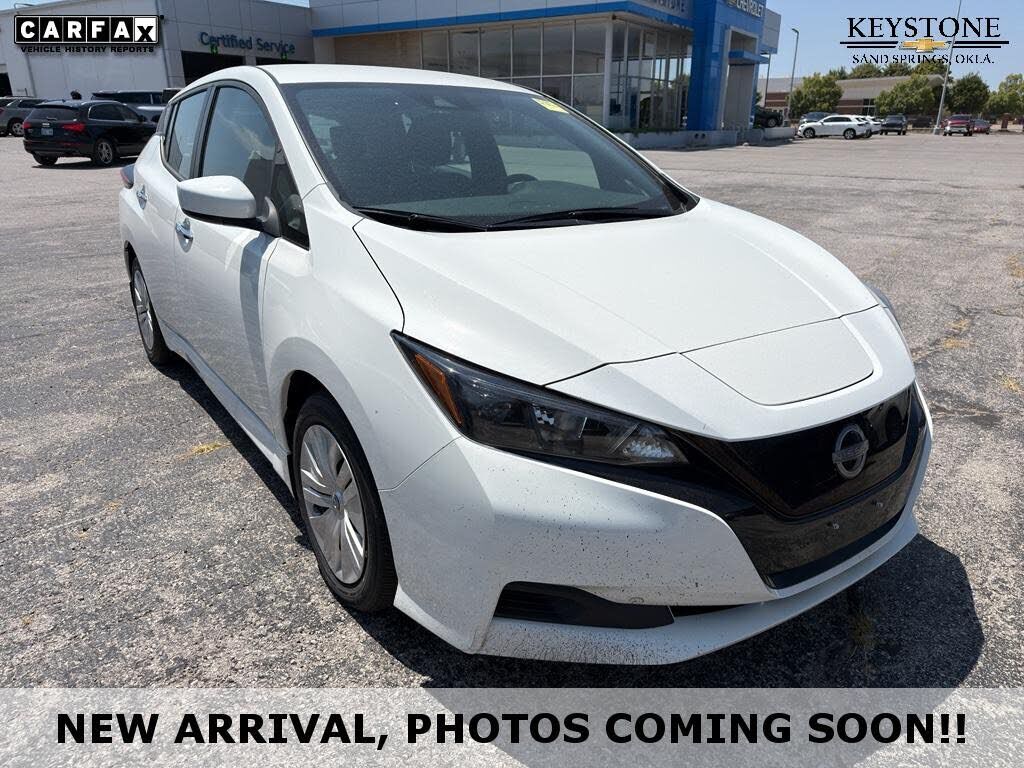 2025 NISSAN Leaf