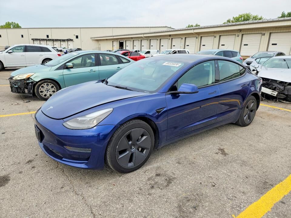 2022 TESLA Model 3