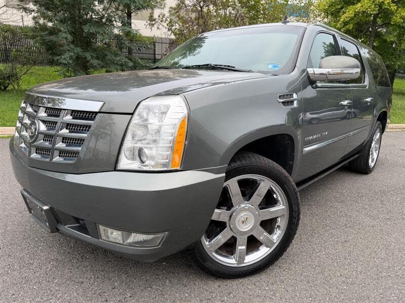 2011 CADILLAC Escalade